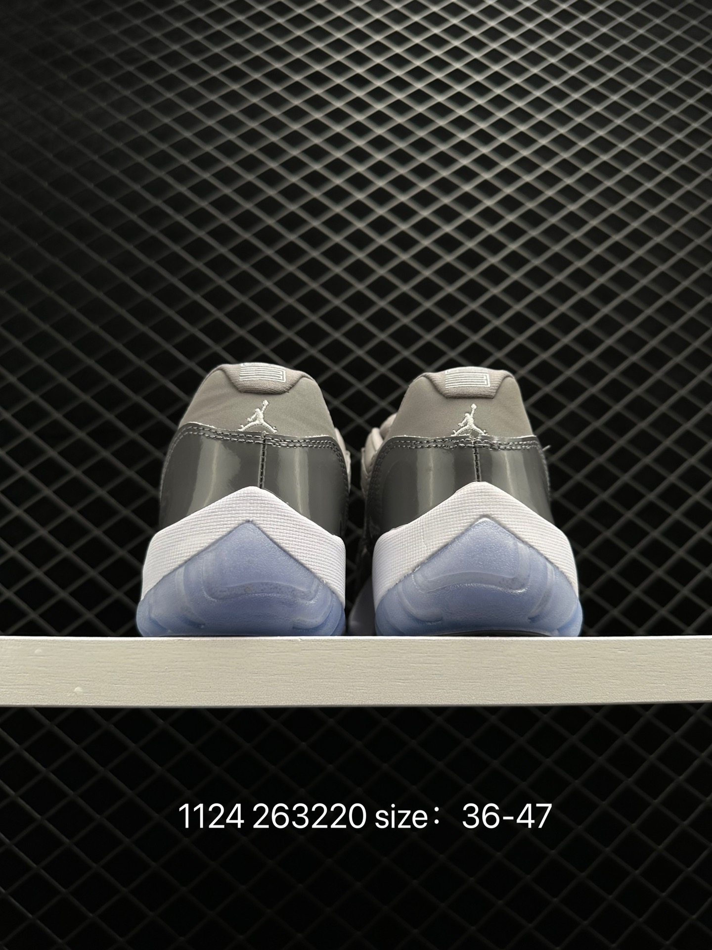 Nike Wmns Air Jordan 11 Retro AJ11